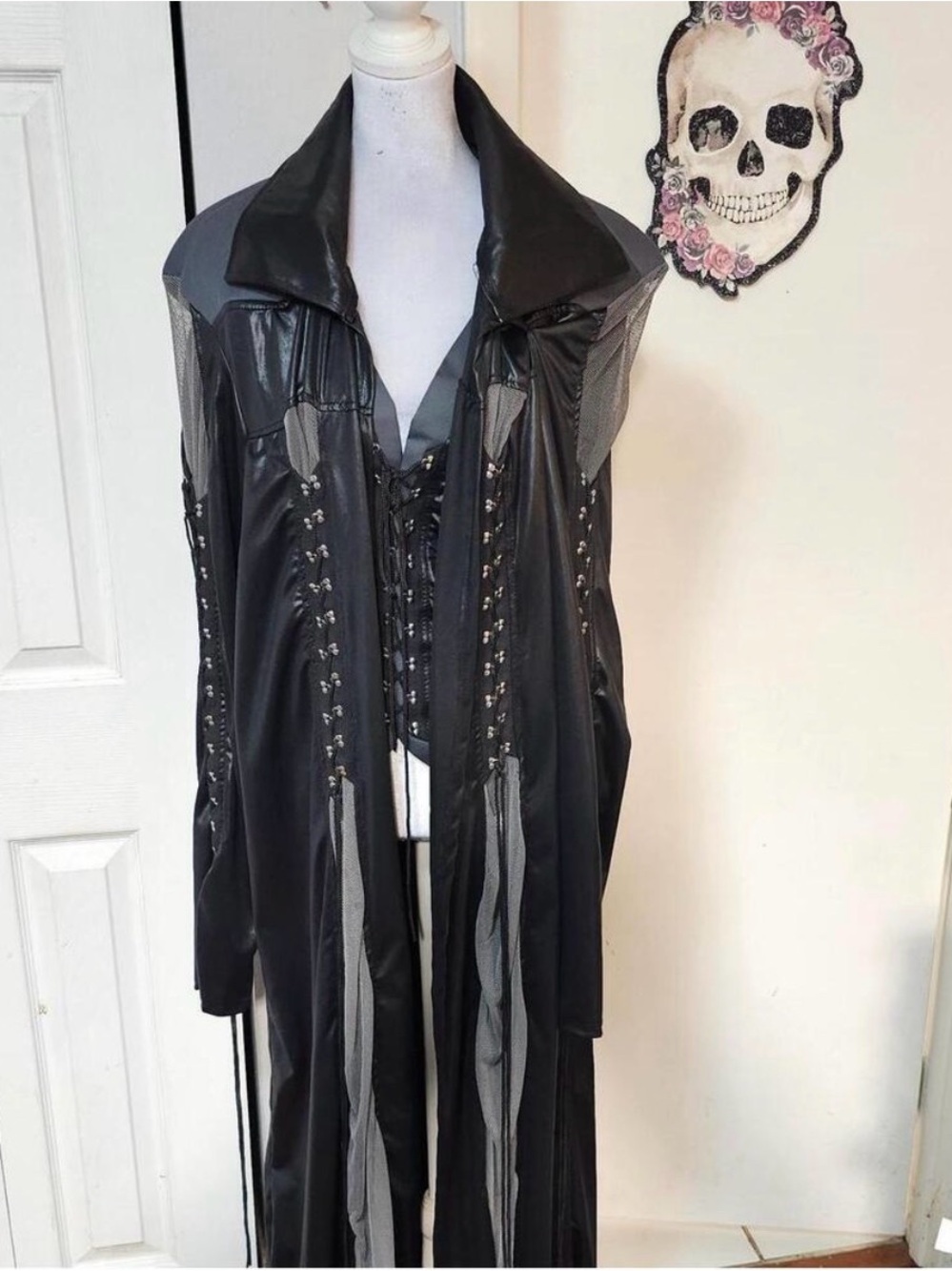 Gothic Lace-Trim Black Faux Leather And Mesh Trench coat - Picture 5 of 9